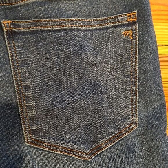 Madewell 10" Roadtripper Denim Jeans Size 28T - Picture 10 of 10